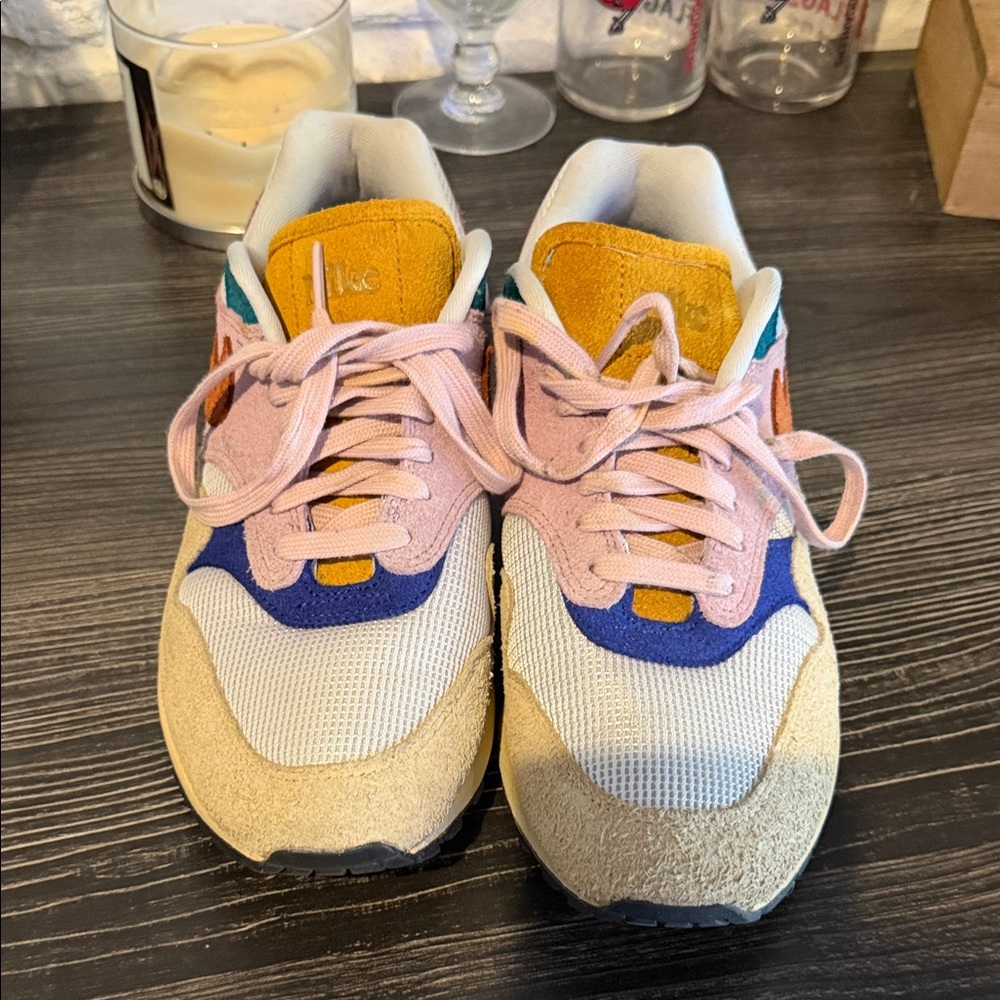 NEW RARE Nike Air Max 1 ‘87 PRM Tan Lines Running Shoes 
Women’s 9.5 - Picture 2 of 8